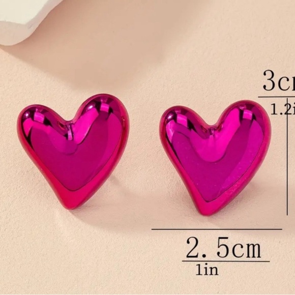 Rose Red Retro Heart Shape Stud Earrings - Picture 1 of 5